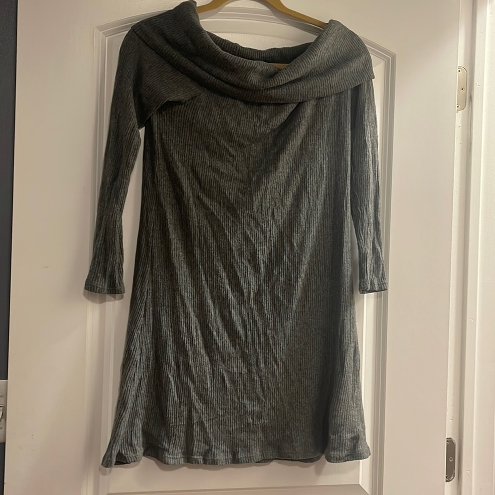 Sage long sleeve ribbed fold over shoulder gray small dress nwt